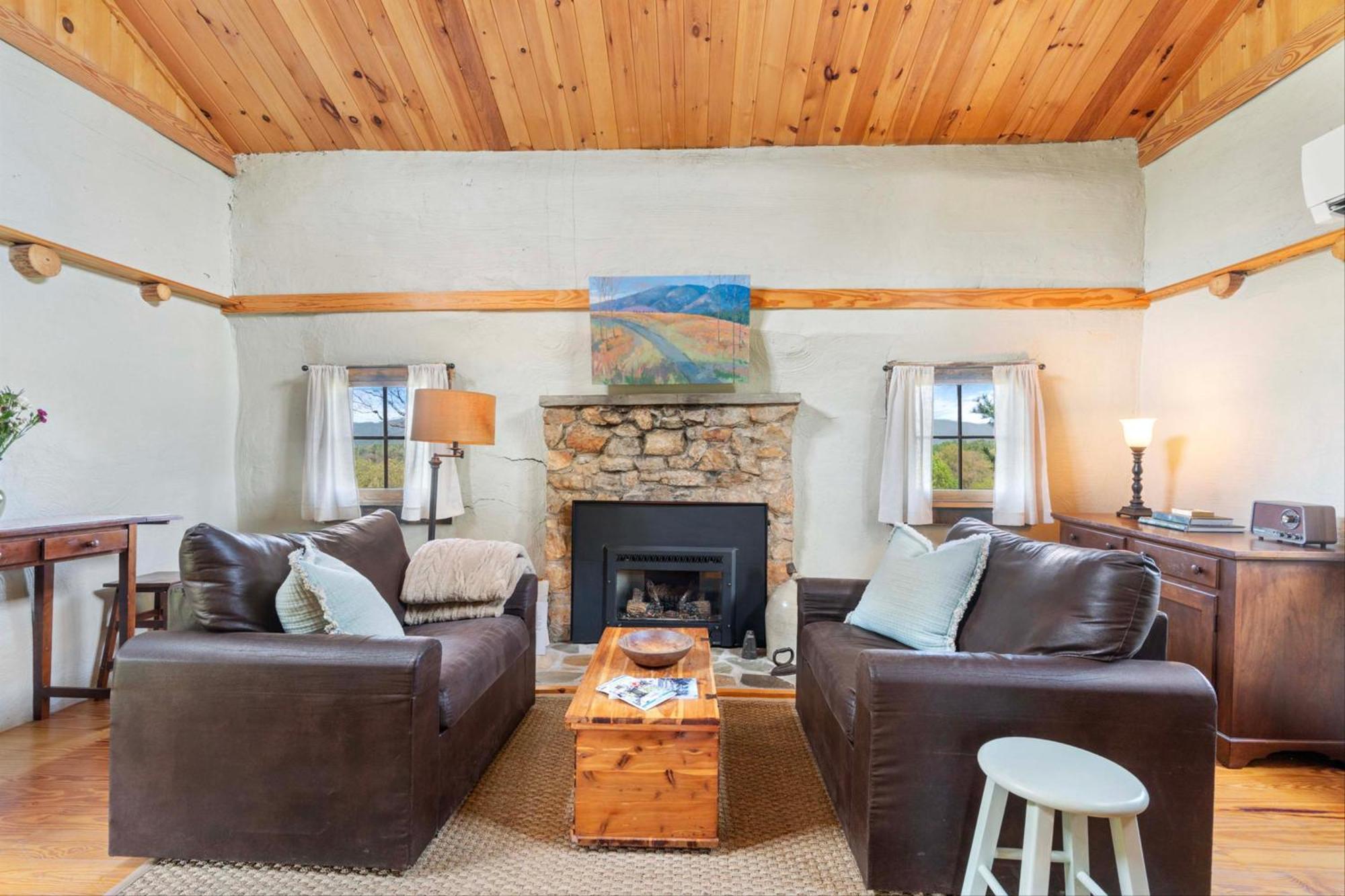 Rustic Baileys Retreat Cabin Near Wineries! Crozet Exterior foto