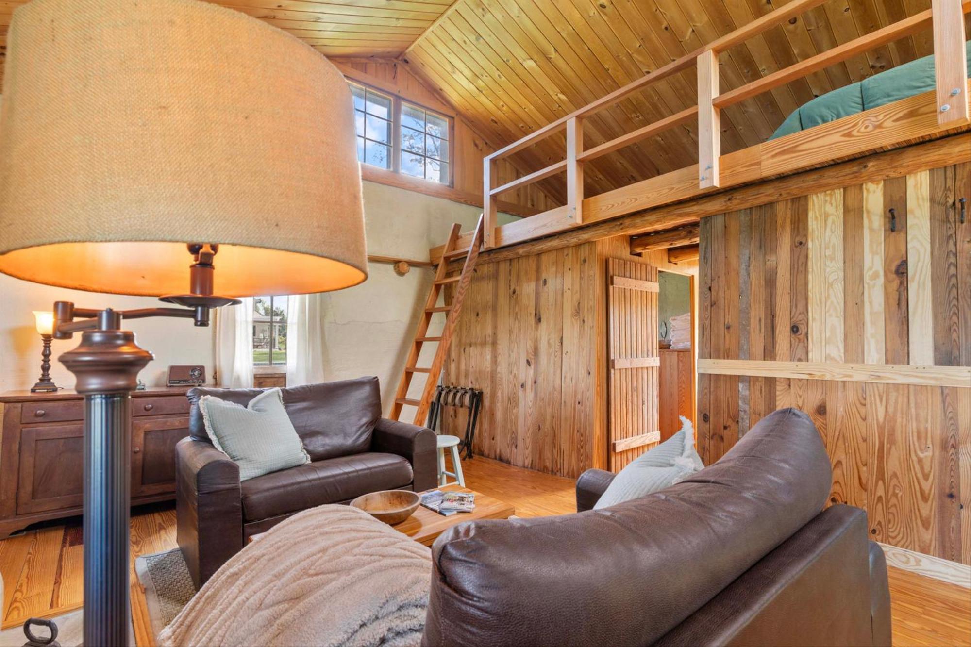 Rustic Baileys Retreat Cabin Near Wineries! Crozet Exterior foto